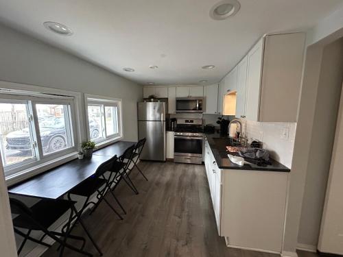 Pet-Friendly Gem Near Ferndale in Hazel Park