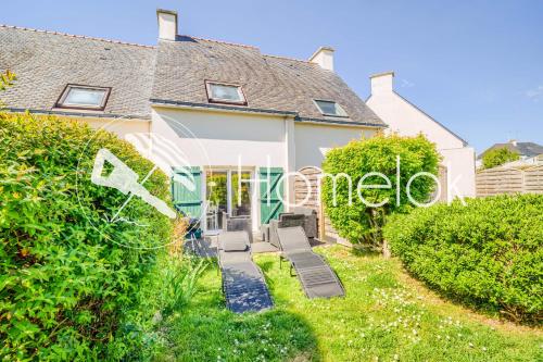 Havre de paix ensoleillé à Ploemeur Jardin gîte à louer Ploemeur