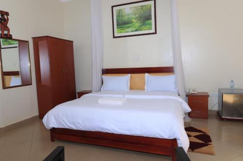 Lorycon Hotel Rukungiri in Bushenyi