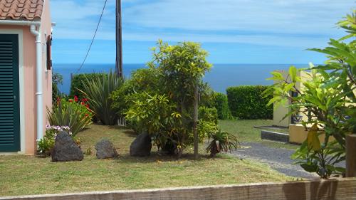 Skats, Faial Cottage in Cedros