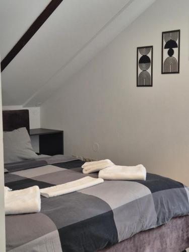 Renovated Apartments Skorin - image 2