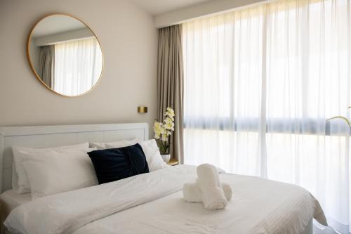 Liz suite in Caesarea