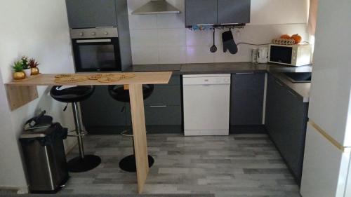 2 Chambres, 4 personnes, jardin, proche centre ville 1