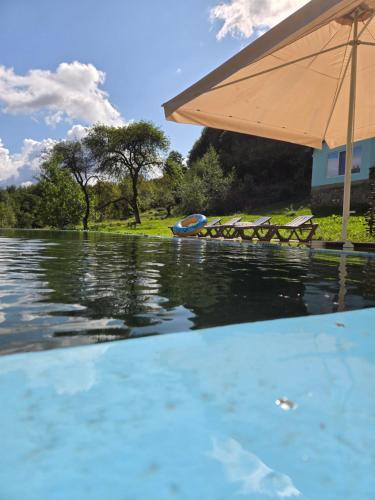 Peldbaseins, Marmaros motel in Irshava