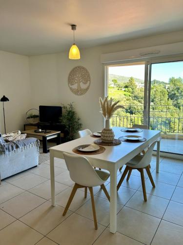 Iekārtas, Appartement calme proche Nice à 20 min des plages (Appartement calme proche Nice a 20 min des plages) in Colomars