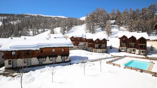 Résidence Parc Aux Etoiles - CH18PAE - CHALET DUPLEX 2 CHAMBRES, TERRASSE ET BALCON MAE-2404 - Location, gîte - Puy-Saint-Vincent