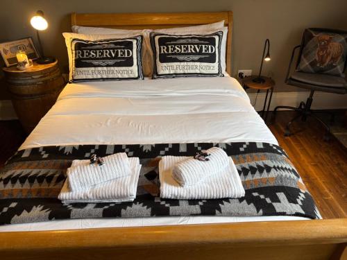 Regal Rooms - image 2