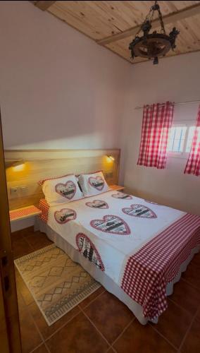 Chalet Suizo in Junta de los Ríos