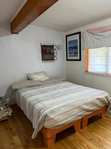 Dormitorio en Valdivia Sector El Arenal, baño compartido con 1 persona