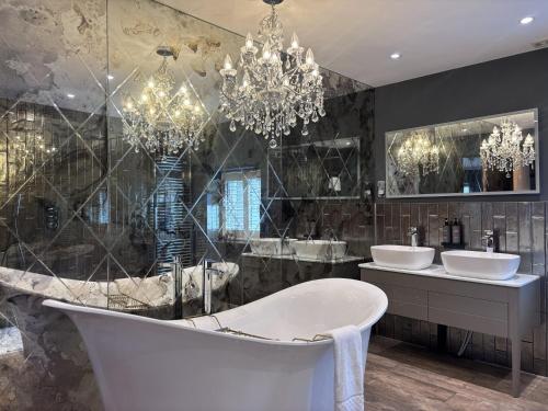 浴室, The Old Post Office - B&B and Coffee Shop in 奧特本