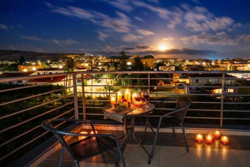 Cosy Flat with Panoramic View, 15 min to Airport – khách sạn tại Yeroskipou
