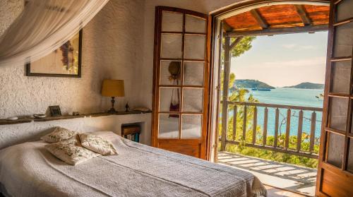 Villa Nikis Skiathos near beach and with sea view – khách sạn tại Vassilias - Ftelia
