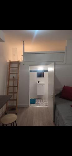 Studio Centre Orléans Place et Parking privé et wifi