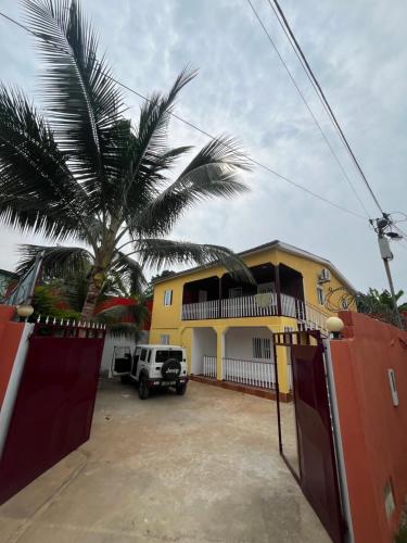 Holiday Home T3 to T6 on suite in Avenida Água Grande