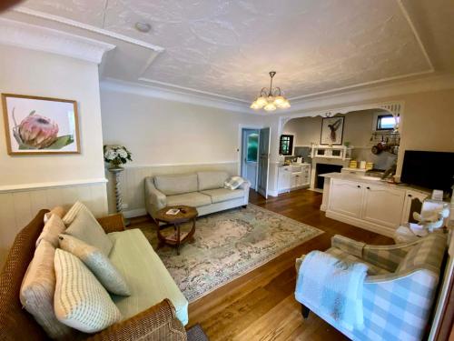 The Haven Cottage Point Sydney in Ku-Ring-Gai