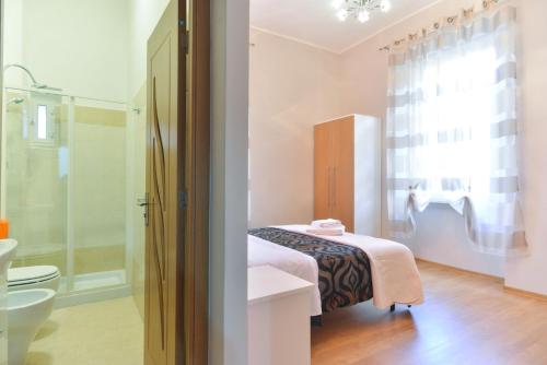 Trani B&t Rooms - Rome