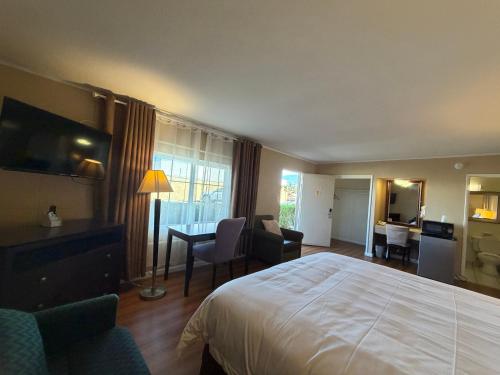 Royal Inn and Suites in Hemet, USA