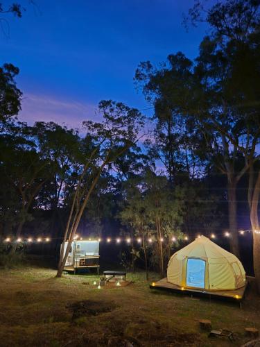 Blue Mountains Glamping Retreat in Sofala