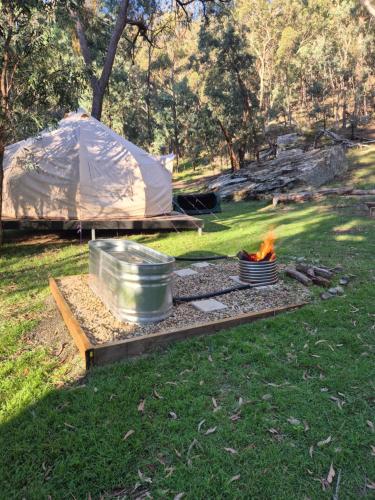 Blue Mountains Glamping Retreat in Sofala