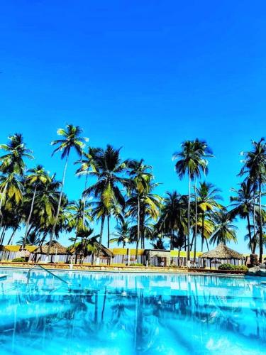 Swimming pool, On the road to happiness Tucacas, with a beach and brackish water con agua salobre in Boca de Aroa