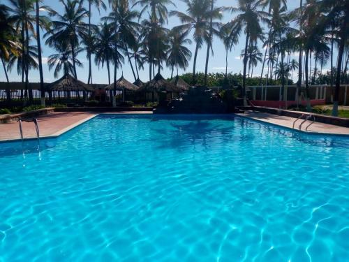 Swimming pool, On the road to happiness Tucacas, with a beach and brackish water con agua salobre in Boca de Aroa