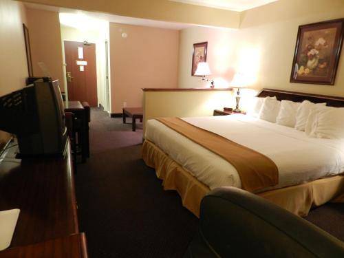 Luxury Inn & Suites Troy