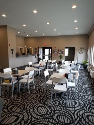 Okoboji Inn & Suites in Milford (IA)
