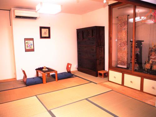 Standard Triple Room with Shared Bathroom