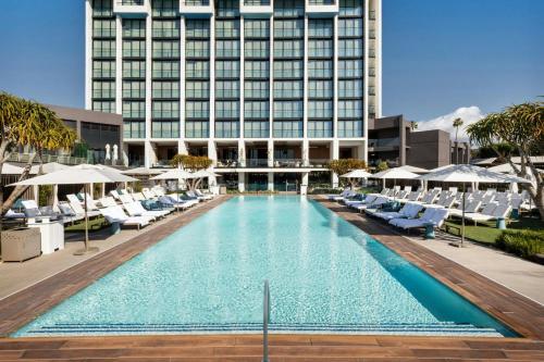 泳池, VEA Newport Beach, A Marriott Resort & Spa in 新港海灘 (CA)