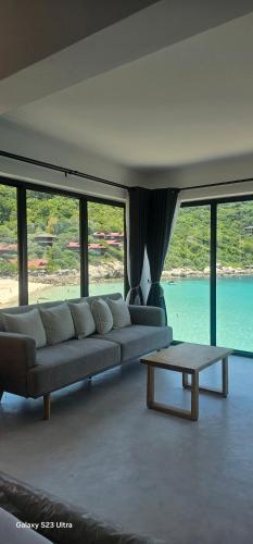 Chabalay Resort in อ่าวลึก