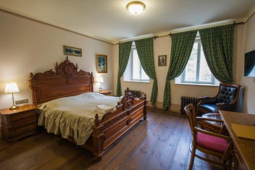 1 queen bed