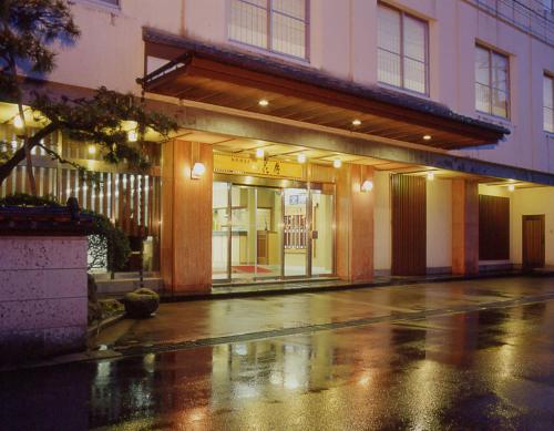 hotel yuvraj hotel yuvraj nr central bus depot station road vadodara india in 390002 luxury hotel 2