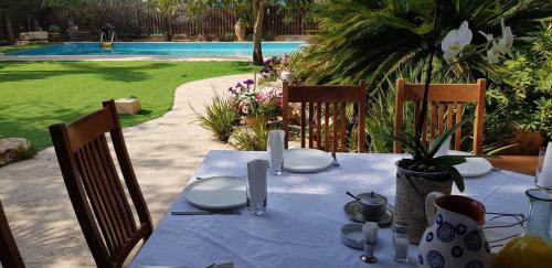 Food and beverages, סוויטת בונד גרנד גארדן-BOND Grand Garde Suite in Omer