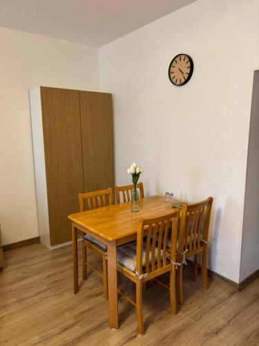 Iekārtas, Apartmán Kostomlaty pod Milešovkou II (Apartman Kostomlaty pod Milesovkou II) in Trebenice