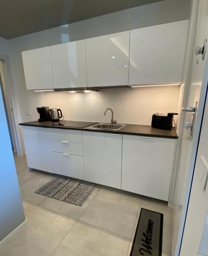 Cocina, NEW Residenza le Essenze - i 7 Laghi in Erba