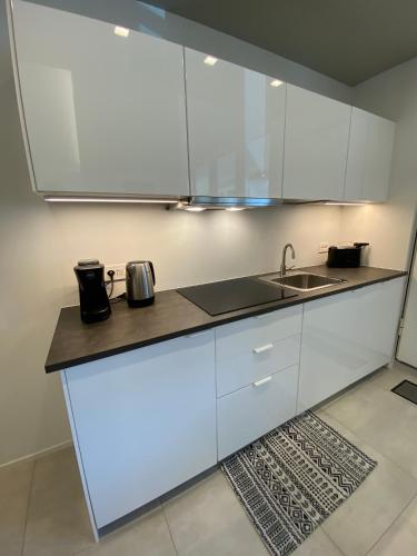 Cocina, NEW Residenza le Essenze - i 7 Laghi in Erba