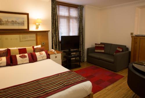 Westpoint Hotel - image 7