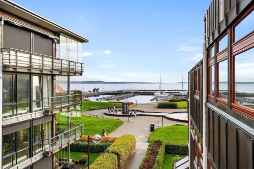 Central and modern apartment by the sea in Kristiansand