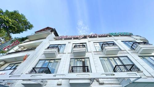 Phuong Nam Sa Đec Hotel in サデーク