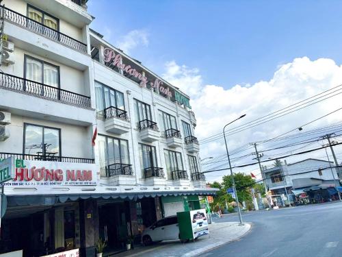 Phuong Nam Sa Đec Hotel in サデーク
