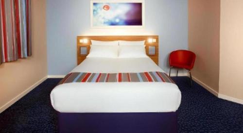珀斯布羅克斯登樞紐旅屋酒店 (Travelodge Perth Broxden Junction) in 雷特漢姆