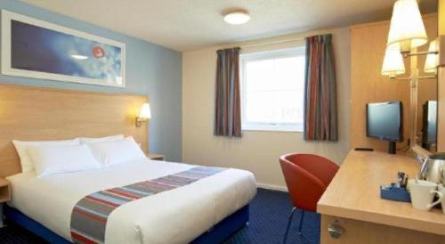 珀斯布羅克斯登樞紐旅屋酒店 (Travelodge Perth Broxden Junction) in 雷特漢姆