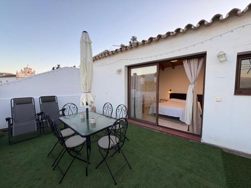 Cathedral views balconies & private terrace