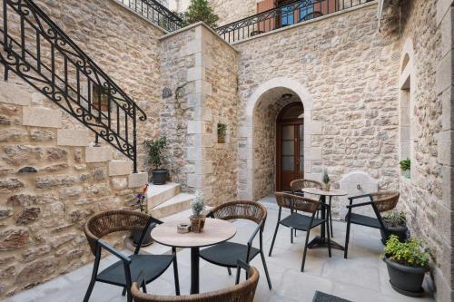 Μikri Arktos Boutique Hotel in 디미트사나