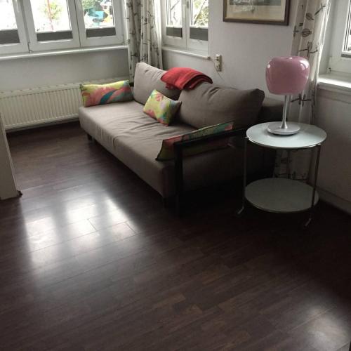 Romantická chatka obrázok