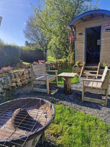 St Mullins Glamping Hut,R95T3CT in Graignamanagh