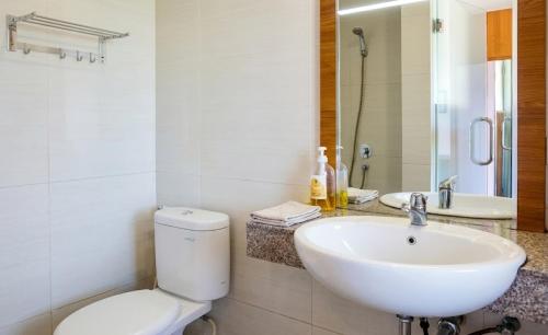 Doppelzimmer, deluxe, poolblick, gartenblick
