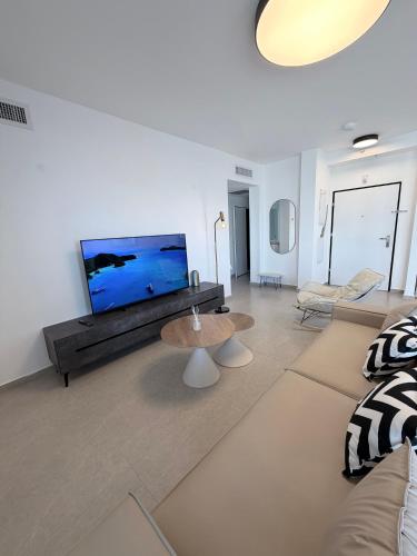 Bat Yam apartment in Бат-Ям