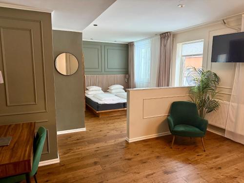 1 queen bed