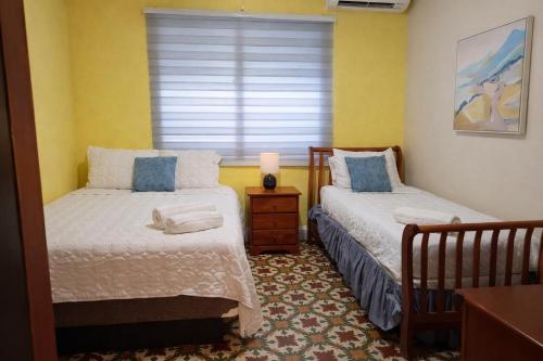 Calle Hollanda 3 Bedroom Home - image 26